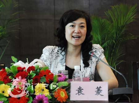 女县委书记的官场艳路,女县委书记博弈官场