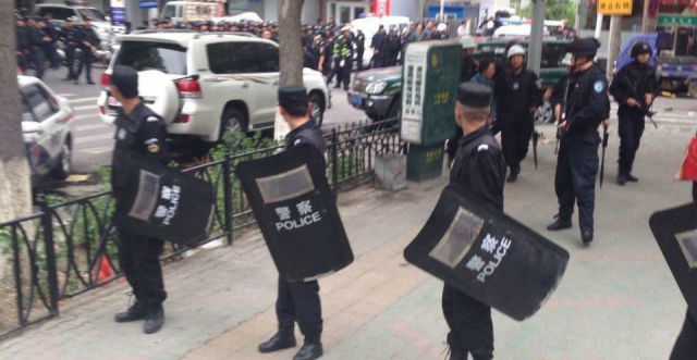 乌鲁木齐暴恐案是谁干的?5月22日新疆乌鲁木齐爆炸事件暴徒图视频
