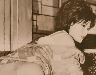日本女人做美军慰安妇真实照片