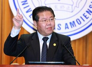 厦门大学校长朱崇实照片 厦大校长朱崇实简历资料背景简介照片图
