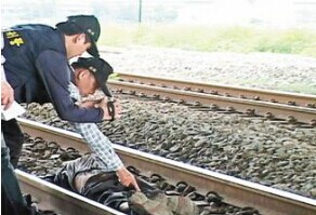 钟俊斌自杀了 钟俊斌死了,广东东源法院院长卧轨自杀身亡|现场图
