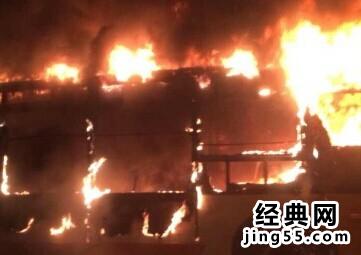 广州公交车爆炸视频 广州301公交车爆炸起火现场视频|图最新消息