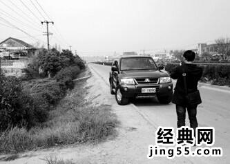 史上最牛x的公车私用图片 军车公车私用图片