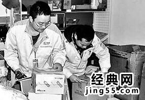 快递员工资一般多少 做快递员一般每个月能拿多少工资