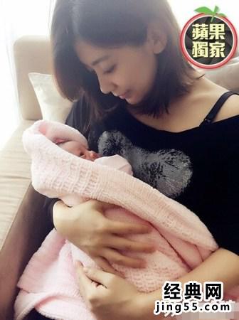 贾静雯二胎是女儿 贾静雯女儿最新照片